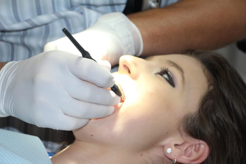 3 on 6 Dental Implants in Oklahoma City: The Modern Alternative to Dentures